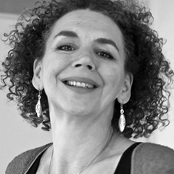 Karen de Vries